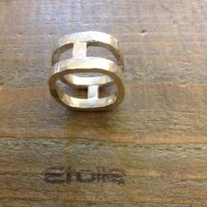 Anello double square della linea Hand Made by Etoile Gioielli in vendita sul nostro store online